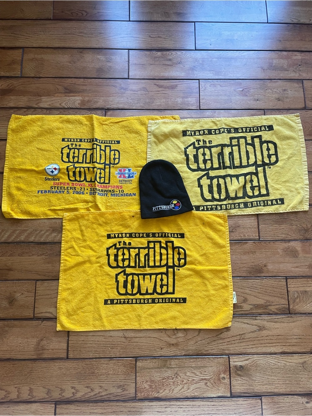Pittsburgh Steelers terrible towels and winter hat